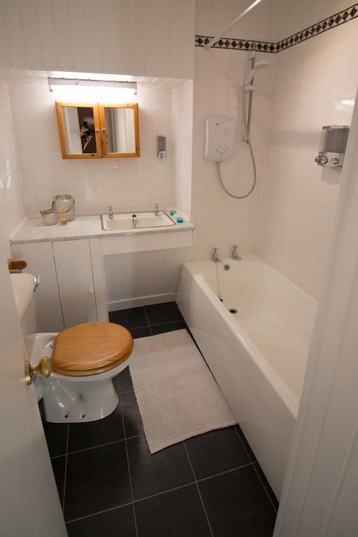 Ferienwohnung Bright & Airy Two Bed Set In Granite Aberdeen Exterior foto